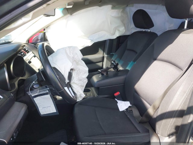 Subaru Legacy 2.5i Premium 2015 4S3BNBC6XF3007521 Image 19