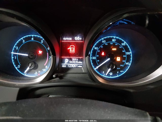 2014 Toyota Corolla S Plus მანქანა იყიდება აუქციონზე, vin: 5YFBURHE6EP065627, აუქციონის ნომერი: 46387269