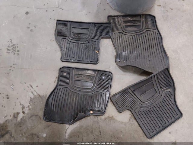 1FADP3F25EL294000 Ford FOCUS SE
