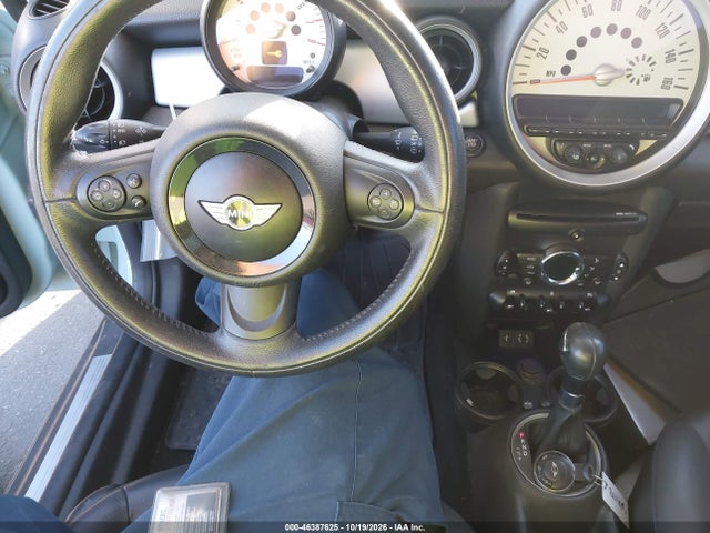 Продаж на аукціоні авто 2013 Mini Hardtop Cooper, vin: WMWSU3C59DT685056, номер лоту: 46387625