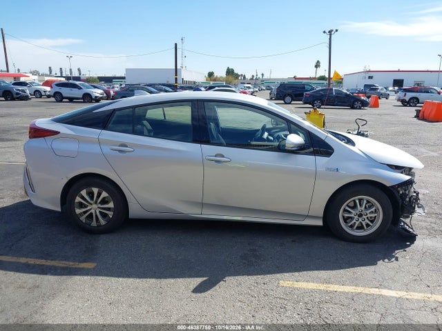 Продаж на аукціоні авто 2020 Toyota Prius Prime Le, vin: JTDKARFP7L3144081, номер лоту: 46387750