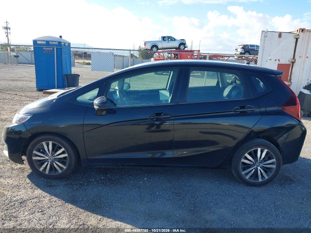 46387780 :رقم المزاد ، 3HGGK5H82FM779702 vin ، 2015 Honda Fit Ex/ex-l مزاد بيع