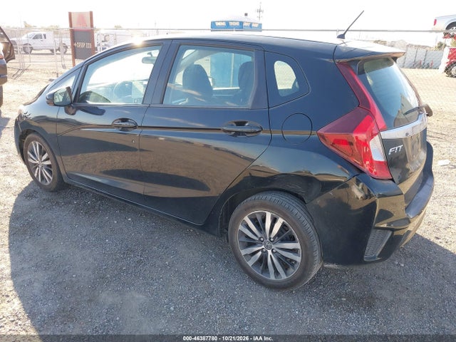 46387780 :رقم المزاد ، 3HGGK5H82FM779702 vin ، 2015 Honda Fit Ex/ex-l مزاد بيع