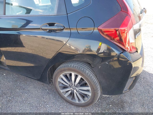 46387780 :رقم المزاد ، 3HGGK5H82FM779702 vin ، 2015 Honda Fit Ex/ex-l مزاد بيع