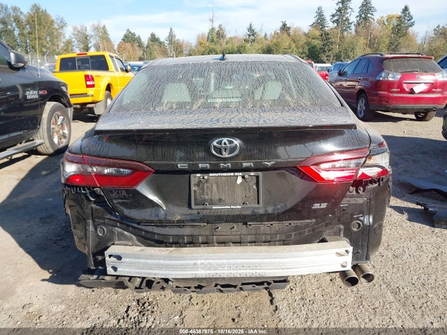 4T1G11AK2MU600921 Toyota CAMRY SE