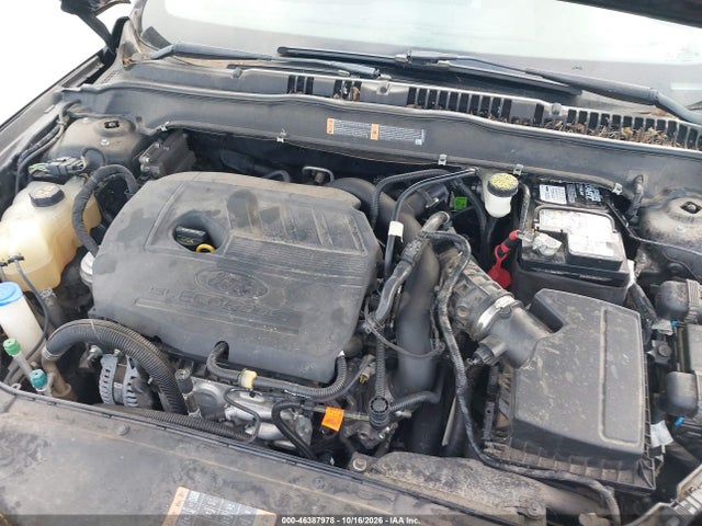 3FA6P0HD8HR335067 Ford FUSION SE