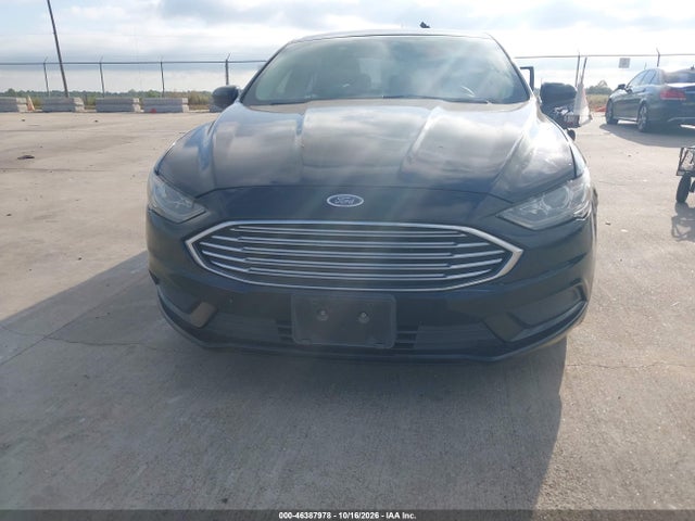 3FA6P0HD8HR335067 Ford FUSION SE