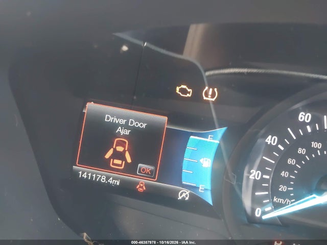 3FA6P0HD8HR335067 Ford FUSION SE