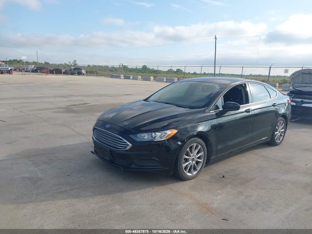 3FA6P0HD8HR335067 Ford FUSION SE