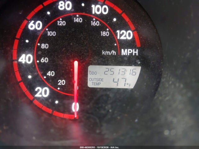 46388293 :رقم المزاد ، 2T1KR32E27C656144 vin ، 2007 Toyota Matrix مزاد بيع