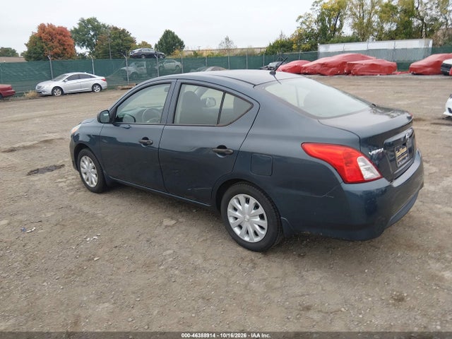 2015 Nissan Versa 1.6 S მანქანა იყიდება აუქციონზე, vin: 3N1CN7AP6FL893843, აუქციონის ნომერი: 46388914