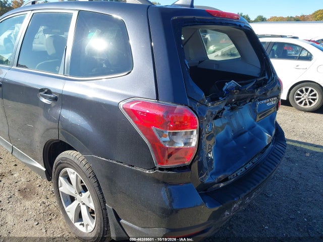 Subaru Forester 2.5i Premium 2016 JF2SJADC7GH459457 Image 17