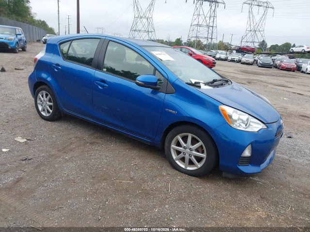 46389702 :رقم المزاد ، JTDKDTB36C1016580 vin ، 2012 Toyota Prius C Three مزاد بيع