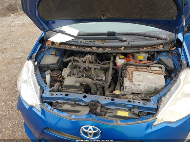 46389702 :رقم المزاد ، JTDKDTB36C1016580 vin ، 2012 Toyota Prius C Three مزاد بيع