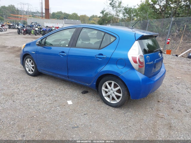 46389702 :رقم المزاد ، JTDKDTB36C1016580 vin ، 2012 Toyota Prius C Three مزاد بيع