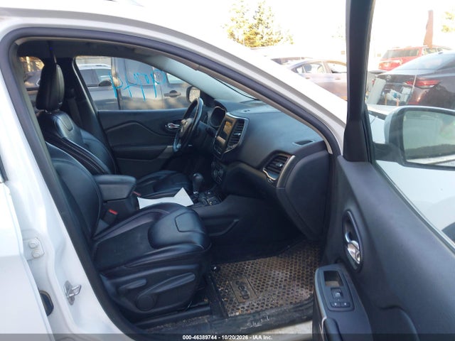 2019 Jeep Cherokee Latitude Plus 4x4 მანქანა იყიდება აუქციონზე, vin: 1C4PJMLN0KD167657, აუქციონის ნომერი: 46389744