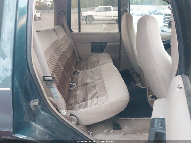 Продажа на аукционе авто 1992 Ford Explorer, vin: 1FMDU34X7NUB37124, номер лота: 46389780