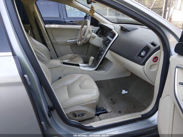 Продаж на аукціоні авто 2011 Volvo Xc60 3.2/3.2 R-design, vin: YV4940DZ6B2144886, номер лоту: 46389967