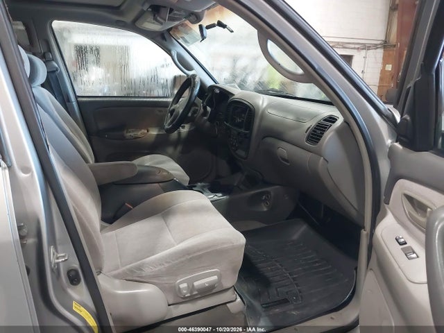 Продаж на аукціоні авто 2002 Toyota Sequoia Sr5 V8, vin: 5TDZT34A42S131712, номер лоту: 46390047