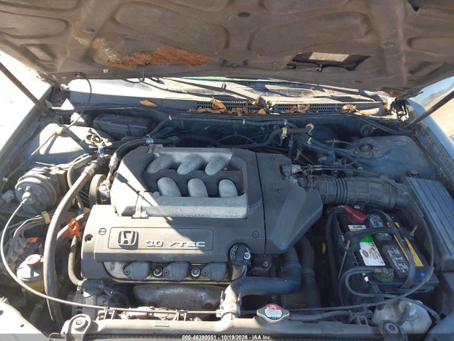2000 Honda Accord 3.0 Ex მანქანა იყიდება აუქციონზე, vin: 1HGCG2254YA043356, აუქციონის ნომერი: 46390051