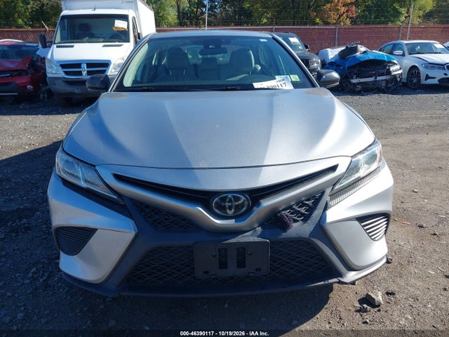 46390117 :رقم المزاد ، 4T1B11HK3KU683241 vin ، 2019 Toyota Camry Se مزاد بيع