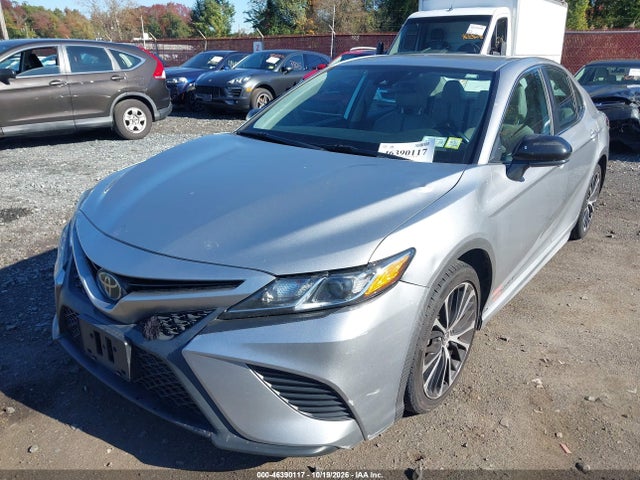 46390117 :رقم المزاد ، 4T1B11HK3KU683241 vin ، 2019 Toyota Camry Se مزاد بيع