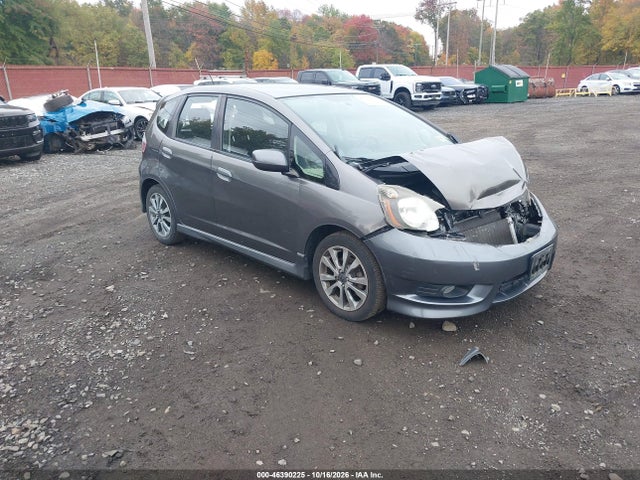 Продаж на аукціоні авто 2013 Honda Fit Sport, vin: JHMGE8H52DC035155, номер лоту: 46390225