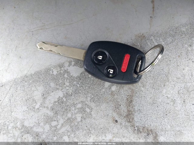 Продажа на аукционе авто 2013 Honda Fit Sport, vin: JHMGE8H52DC035155, номер лота: 46390225
