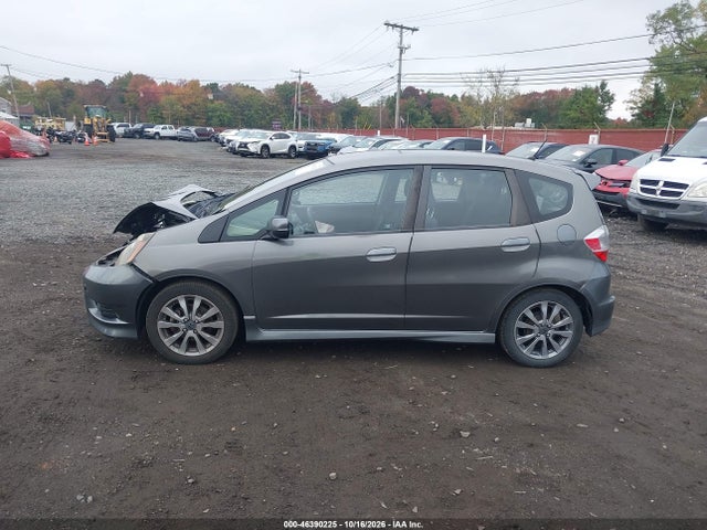 Продажа на аукционе авто 2013 Honda Fit Sport, vin: JHMGE8H52DC035155, номер лота: 46390225