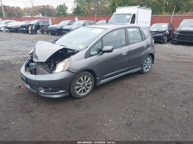 Продажа на аукционе авто 2013 Honda Fit Sport, vin: JHMGE8H52DC035155, номер лота: 46390225