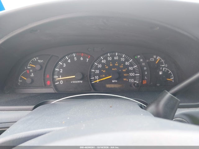 46390261 :رقم المزاد ، 5TBRT341XYS032930 vin ، 2000 Toyota Tundra Sr5 V8 مزاد بيع