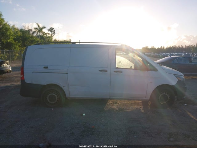 2016 Mercedes-benz Metris მანქანა იყიდება აუქციონზე, vin: WD3PG2EA9G3086256, აუქციონის ნომერი: 46390325