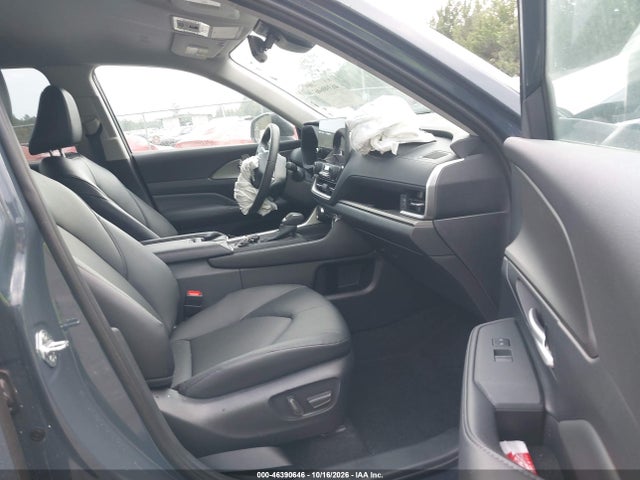 Продажа на аукционе авто 2026 Toyota Grand Highlander Xle, vin: 5TDAAAA57TS047271, номер лота: 46390646