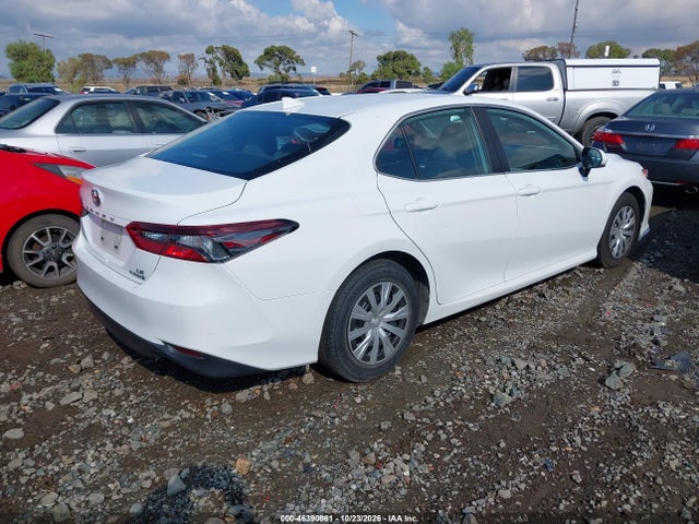 Toyota Camry Le Hybrid 2023 4T1C31AK6PU614446 Image 4
