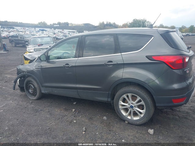 2019 Ford Escape Se მანქანა იყიდება აუქციონზე, vin: 1FMCU9GD7KUC09144, აუქციონის ნომერი: 46391005