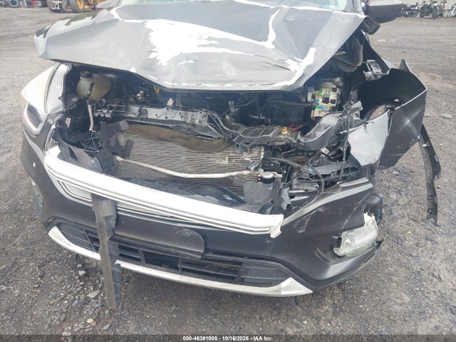 2019 Ford Escape Se მანქანა იყიდება აუქციონზე, vin: 1FMCU9GD7KUC09144, აუქციონის ნომერი: 46391005