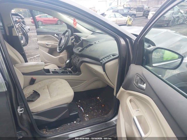 2019 Ford Escape Se მანქანა იყიდება აუქციონზე, vin: 1FMCU9GD7KUC09144, აუქციონის ნომერი: 46391005