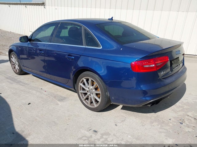 46391182 :رقم المزاد ، WAUBFAFL9FN018097 vin ، 2015 Audi A4 2.0t Premium مزاد بيع