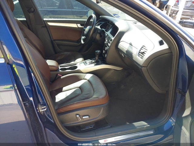 46391182 :رقم المزاد ، WAUBFAFL9FN018097 vin ، 2015 Audi A4 2.0t Premium مزاد بيع