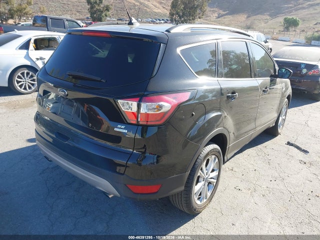 Продаж на аукціоні авто 2018 Ford Escape Se, vin: 1FMCU0GD3JUC19406, номер лоту: 46391295