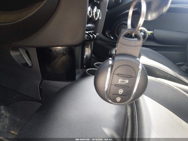 Aukcja sprzedaży 2016 Mini Hardtop Cooper S, vin: WMWXP7C52G3B49271, numer aukcji: 46391350