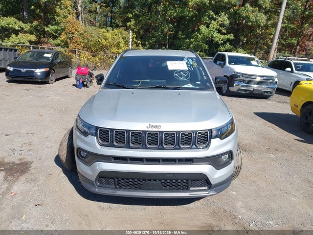 Продаж на аукціоні авто 2025 Jeep Compass Latitude 4x4, vin: 3C4NJDBN3ST617630, номер лоту: 46391370