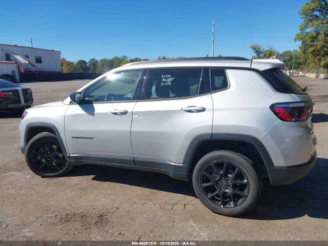 Продаж на аукціоні авто 2025 Jeep Compass Latitude 4x4, vin: 3C4NJDBN3ST617630, номер лоту: 46391370