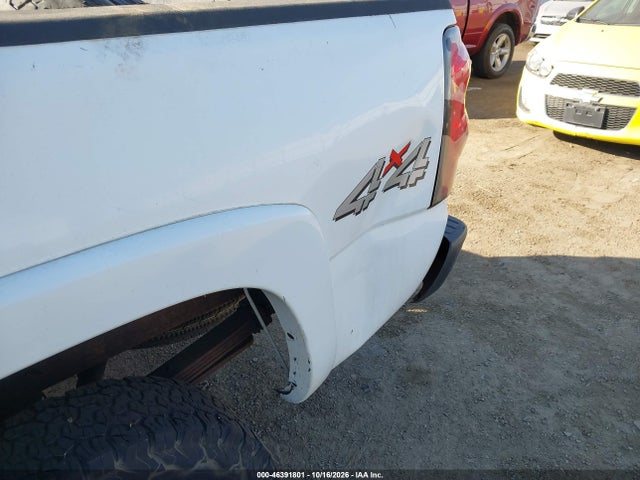 Aukcja sprzedaży 2004 Chevrolet Silverado 2500hd Ls, vin: 1GCHK23U54F206683, numer aukcji: 46391801