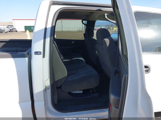 Aukcja sprzedaży 2004 Chevrolet Silverado 2500hd Ls, vin: 1GCHK23U54F206683, numer aukcji: 46391801
