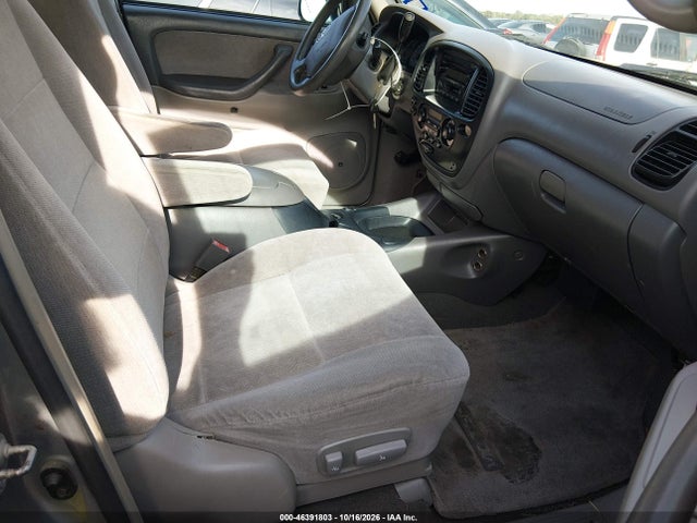 2004 Toyota Sequoia Sr5 V8 მანქანა იყიდება აუქციონზე, vin: 5TDZT34A44S207366, აუქციონის ნომერი: 46391803