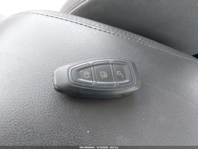 46392054 :رقم المزاد ، 1FADP5BU5DL537273 vin ، 2013 Ford C-max Hybrid Sel مزاد بيع