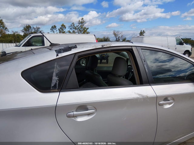 46392103 :رقم المزاد ، JTDKN3DU1A0125793 vin ، 2010 Toyota Prius V مزاد بيع
