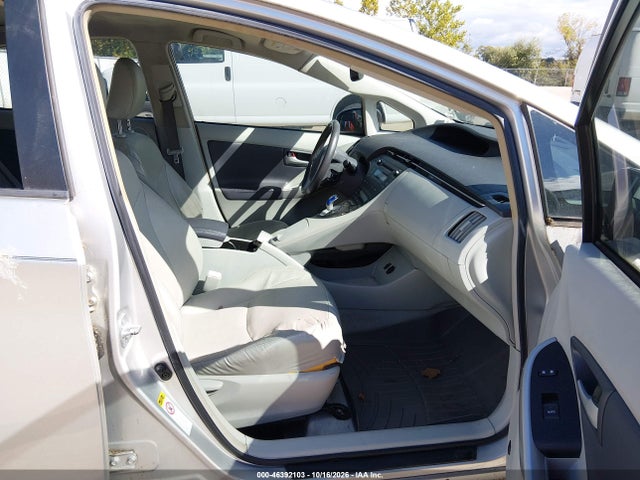 46392103 :رقم المزاد ، JTDKN3DU1A0125793 vin ، 2010 Toyota Prius V مزاد بيع