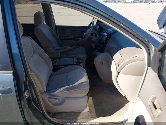 Продажа на аукционе авто 2004 Toyota Sienna Ce, vin: 5TDZA23C24S045417, номер лота: 46392205